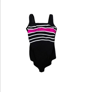 Robby Len Women’s Blacked Ribbed with Fuchsia and White One Piece Swimsuit Sz 18